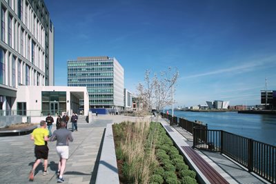 Belfast dockland 10 storey office and retail building approved